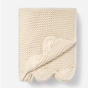 Threshold designed with Studio McGee Knit Scalloped Edge Throw Blanket Cream NWT